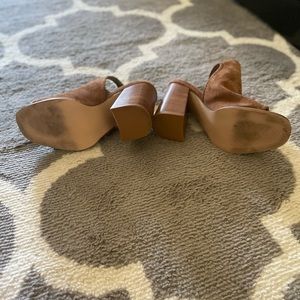 Steve Madden peep toe bootie in medium brown suede